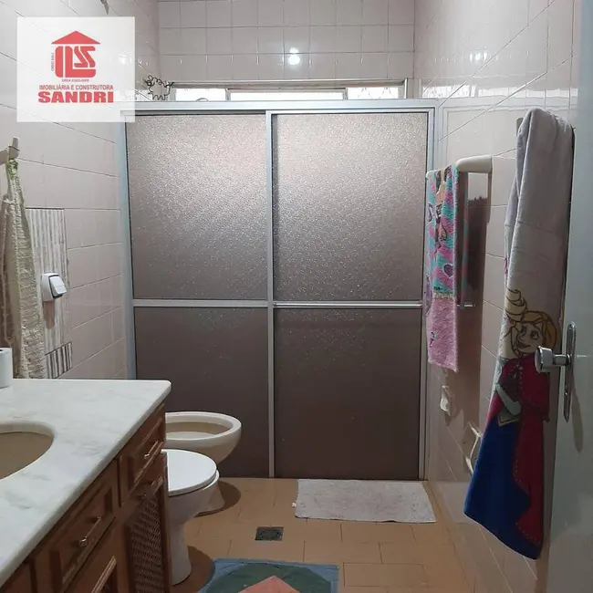 Casa com 5 quartos à venda, 435m2 em Maringa - PR - imagem 5 Foto 5 de Casa com 5 quartos à venda, 435m2 em Maringa - PR