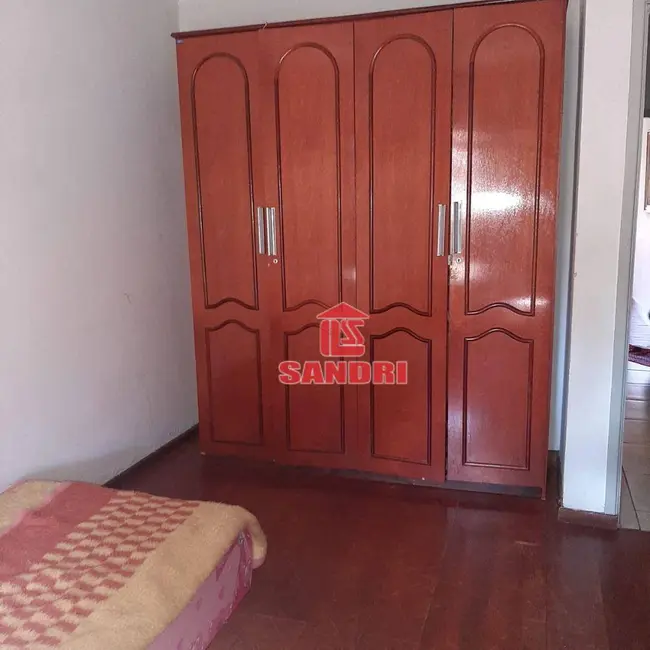 Casa com 5 quartos à venda, 435m2 em Maringa - PR - imagem 3 Foto 3 de Casa com 5 quartos à venda, 435m2 em Maringa - PR