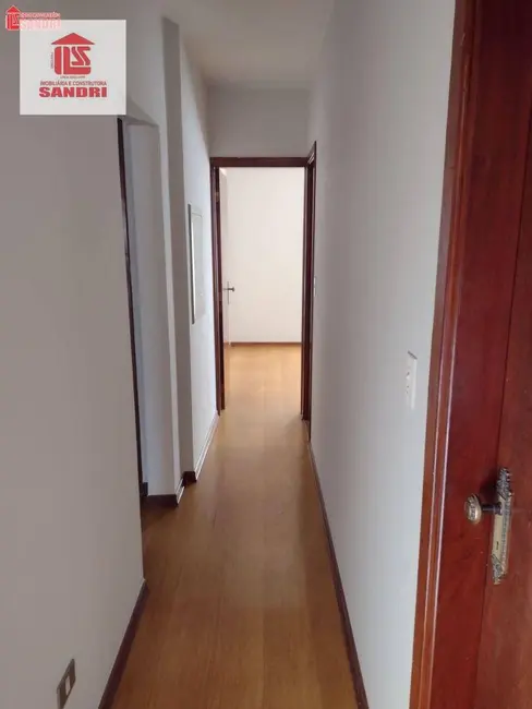 Apartamento com 3 quartos para alugar, 212m2 em Zona 01, Maringa - PR - imagem 7 Foto 7 de Apartamento com 3 quartos para alugar, 212m2 em Zona 01, Maringa - PR
