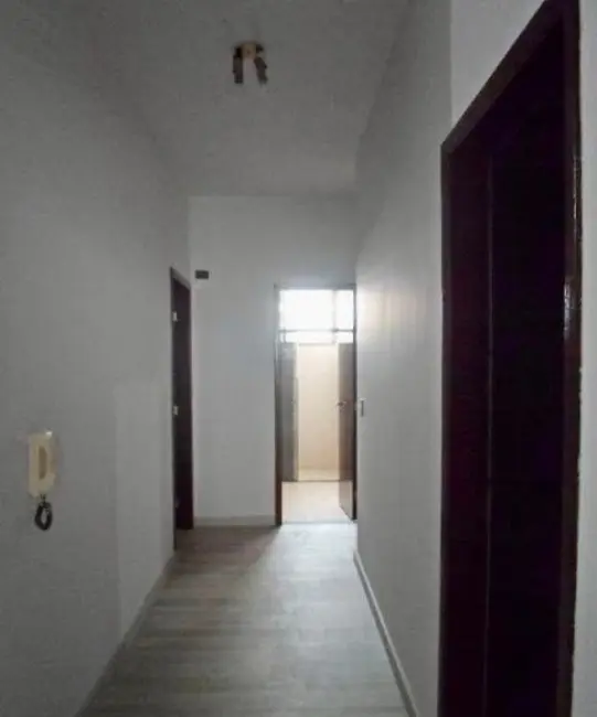 Casa com 6 quartos à venda, 607m2 em Zona 02, Maringa - PR - imagem 8 Foto 8 de Casa com 6 quartos à venda, 607m2 em Zona 02, Maringa - PR