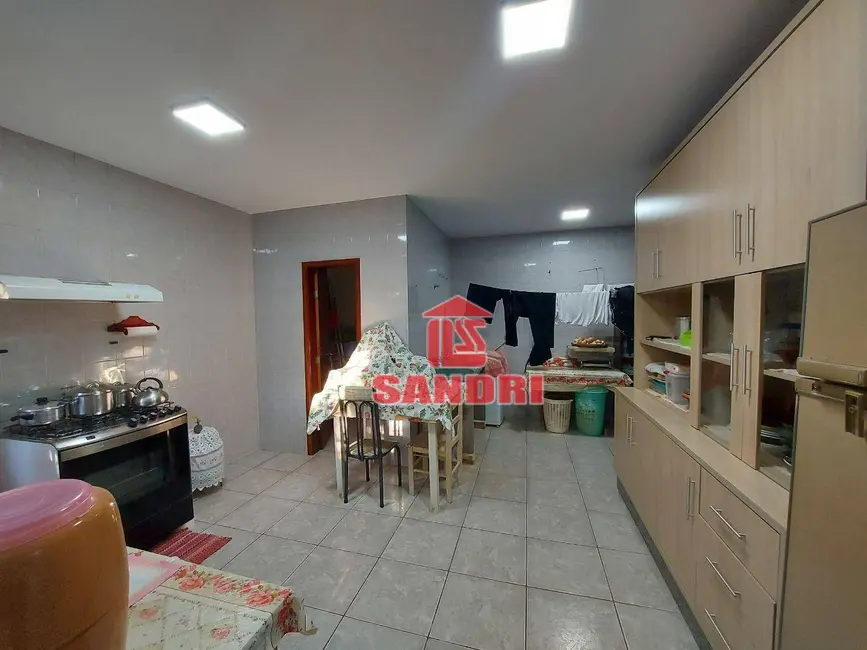 Foto 6 de Casa com 4 quartos à venda, 513m2 em Vila Esperança, Maringa - PR