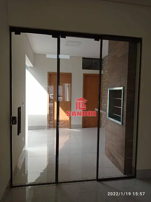Casa com 3 quartos à venda, 150m2 em Parque Lagoa Dourada, Maringa - PR - imagem 4 Foto 4 de Casa com 3 quartos à venda, 150m2 em Parque Lagoa Dourada, Maringa - PR
