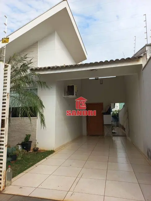 Foto 1 de Casa com 3 quartos à venda, 150m2 em Jardim Monte Rei, Maringa - PR