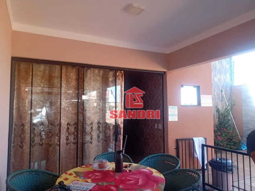 Casa de Condomínio com 3 quartos à venda, 200m2 em Porto Rico - PR - imagem 3 Foto 3 de Casa de Condomínio com 3 quartos à venda, 200m2 em Porto Rico - PR