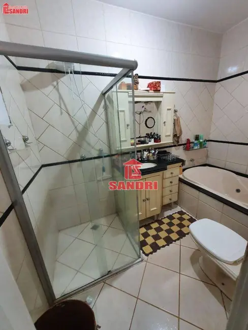 Foto 9 de Casa com 3 quartos à venda, 315m2 em Parque Hortência, Maringa - PR
