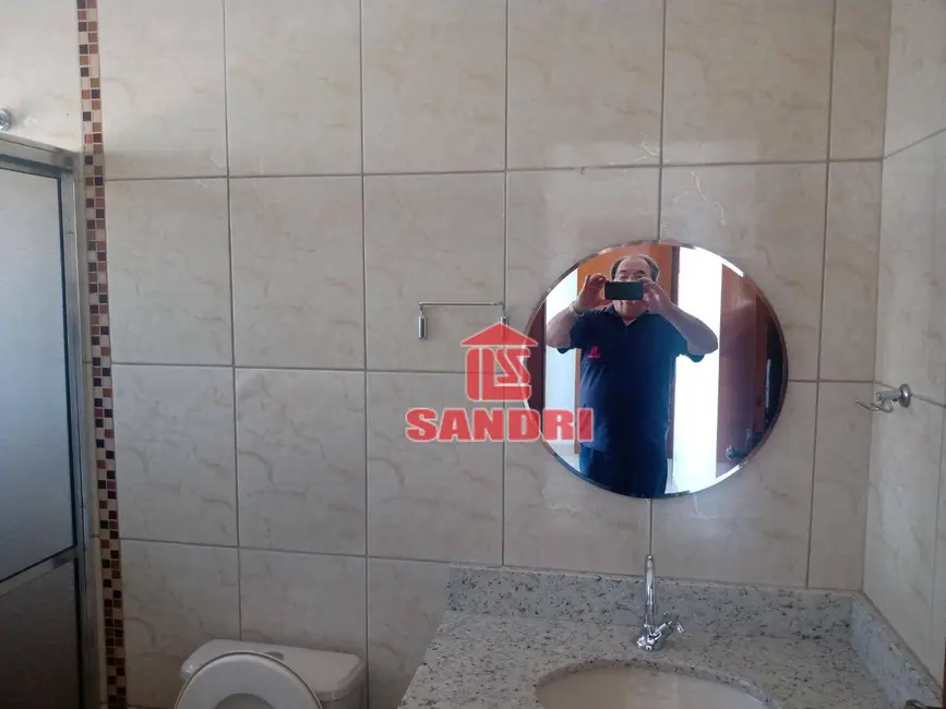 Sobrado com 6 quartos à venda, 437m2 em Centro, Porto Rico - PR - imagem 3 Foto 3 de Sobrado com 6 quartos à venda, 437m2 em Centro, Porto Rico - PR