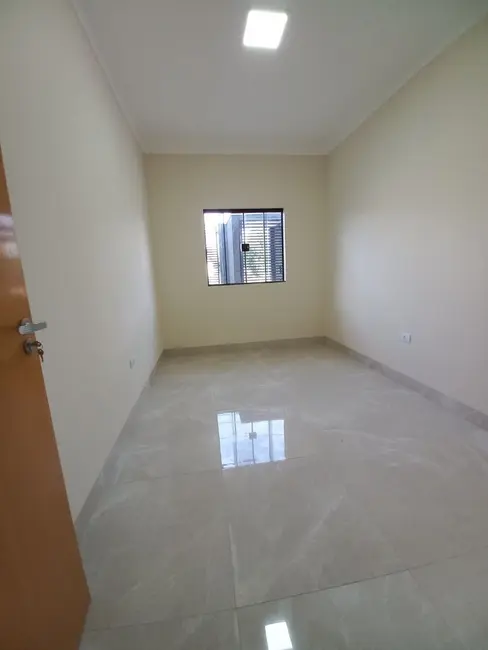 Foto 8 de Casa com 3 quartos à venda, 210m2 em Jardim Monte Rei, Maringa - PR