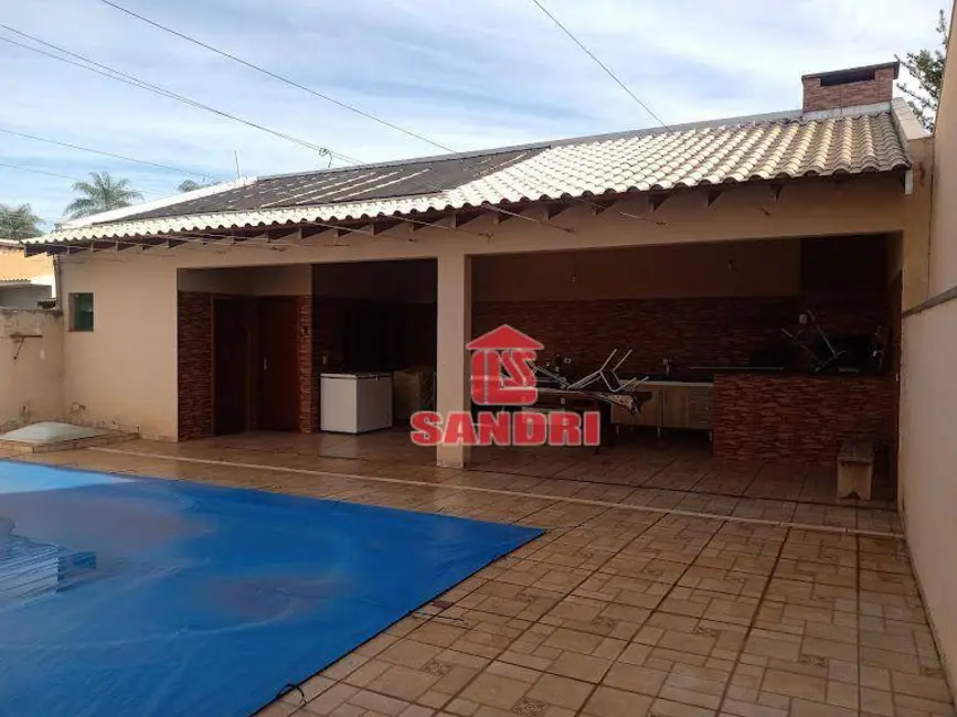 Sobrado com 3 quartos à venda, 360m2 em Centro, Porto Rico - PR - imagem 9 Foto 9 de Sobrado com 3 quartos à venda, 360m2 em Centro, Porto Rico - PR