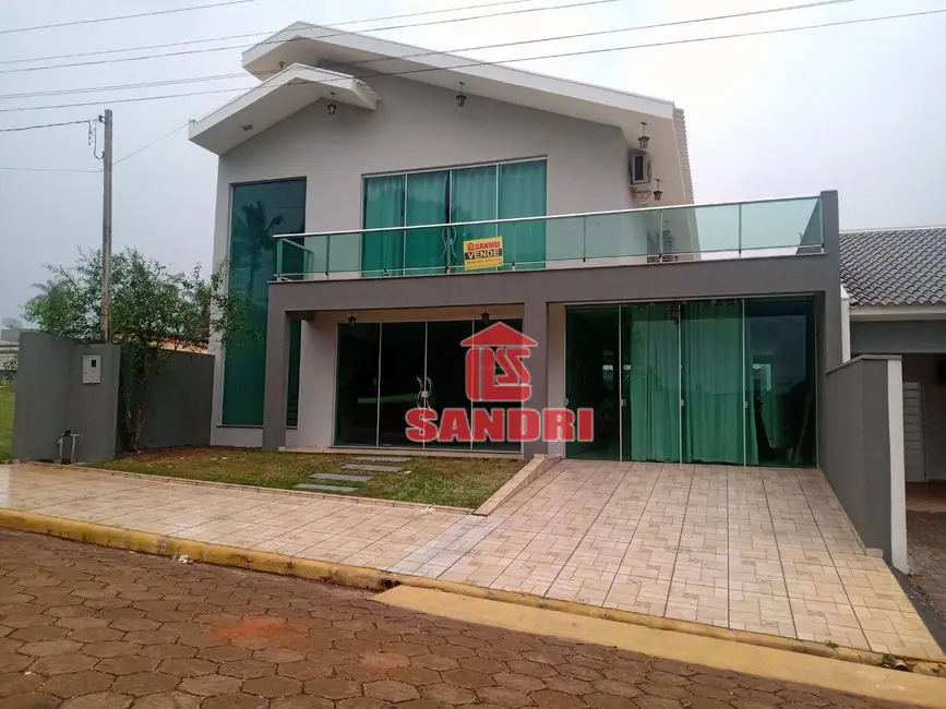 Foto 1 de Sobrado com 3 quartos à venda, 360m2 em Centro, Porto Rico - PR