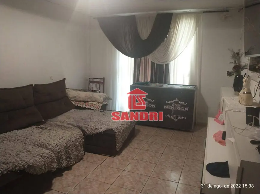 Casa com 5 quartos à venda, 300m2 em Jardim Olímpico, Maringa - PR - imagem 9 Foto 9 de Casa com 5 quartos à venda, 300m2 em Jardim Olímpico, Maringa - PR