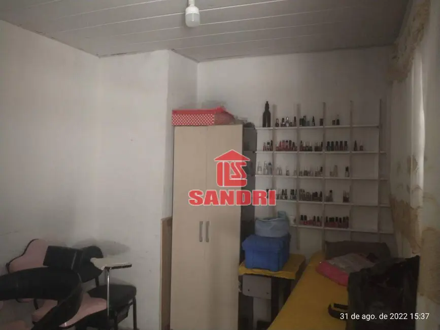 Casa com 5 quartos à venda, 300m2 em Jardim Olímpico, Maringa - PR - imagem 8 Foto 8 de Casa com 5 quartos à venda, 300m2 em Jardim Olímpico, Maringa - PR