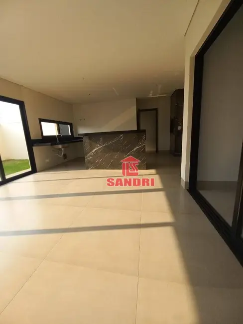 Sobrado com 3 quartos à venda, 210m2 em Jardim Cidade Monções, Maringa - PR - imagem 6 Foto 6 de Sobrado com 3 quartos à venda, 210m2 em Jardim Cidade Monções, Maringa - PR