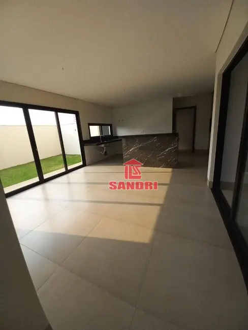 Sobrado com 3 quartos à venda, 210m2 em Jardim Cidade Monções, Maringa - PR - imagem 5 Foto 5 de Sobrado com 3 quartos à venda, 210m2 em Jardim Cidade Monções, Maringa - PR