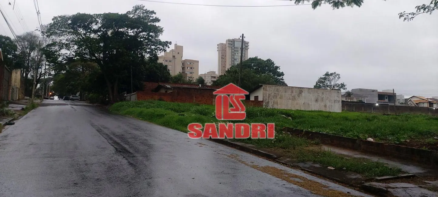 Casa com 2 quartos à venda, 420m2 em Jardim Aclimação, Maringa - PR - imagem 7 Foto 7 de Casa com 2 quartos à venda, 420m2 em Jardim Aclimação, Maringa - PR