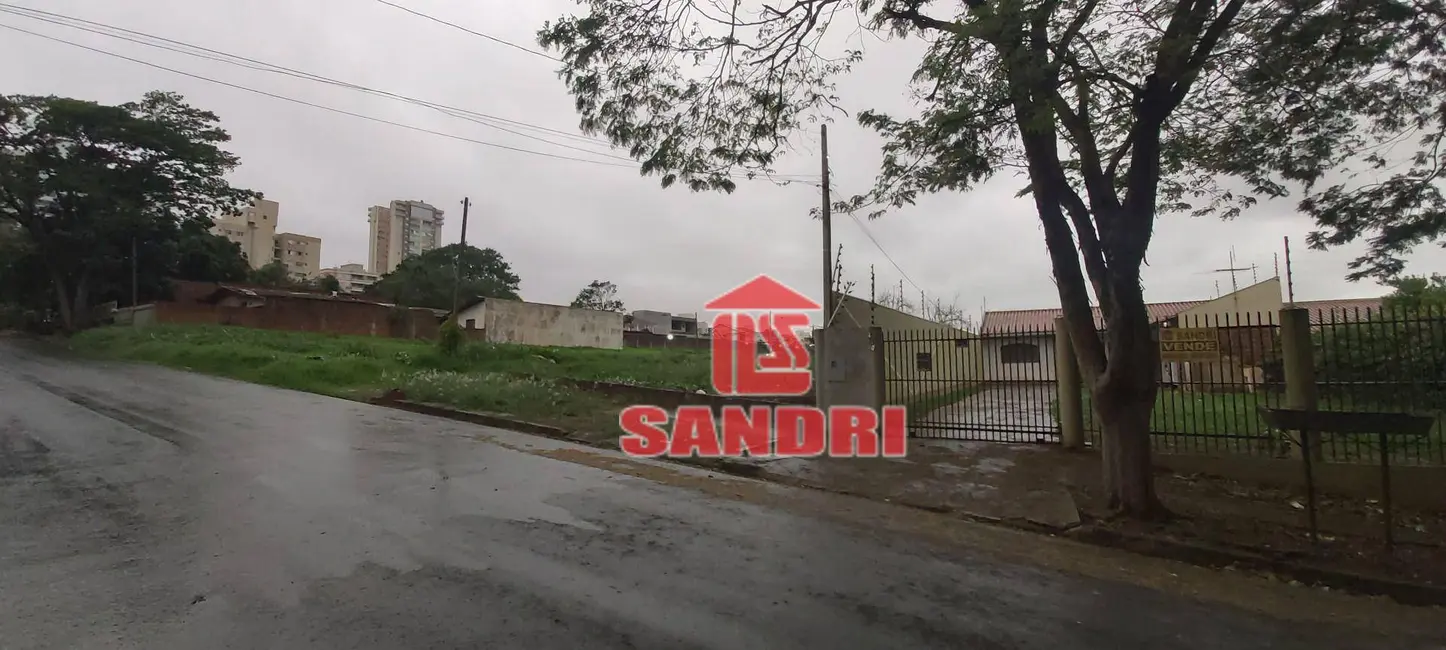 Casa com 2 quartos à venda, 420m2 em Jardim Aclimação, Maringa - PR - imagem 5 Foto 5 de Casa com 2 quartos à venda, 420m2 em Jardim Aclimação, Maringa - PR