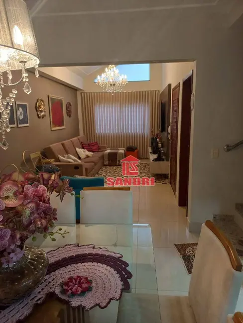 Foto 3 de Sobrado com 3 quartos à venda, 170m2 em Jardim Novo Horizonte, Maringa - PR