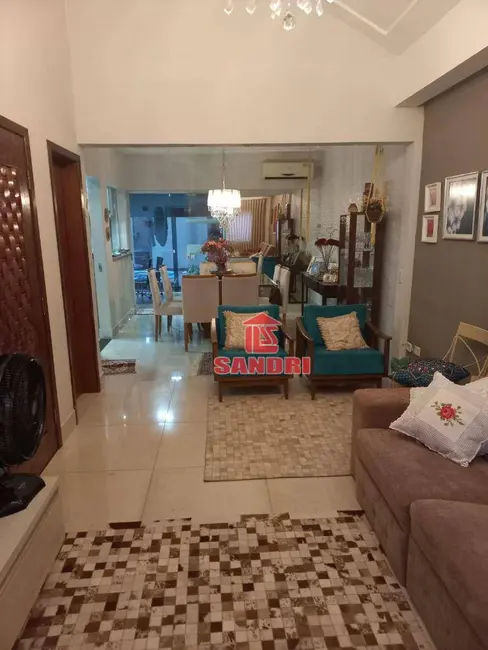 Foto 2 de Sobrado com 3 quartos à venda, 170m2 em Jardim Novo Horizonte, Maringa - PR