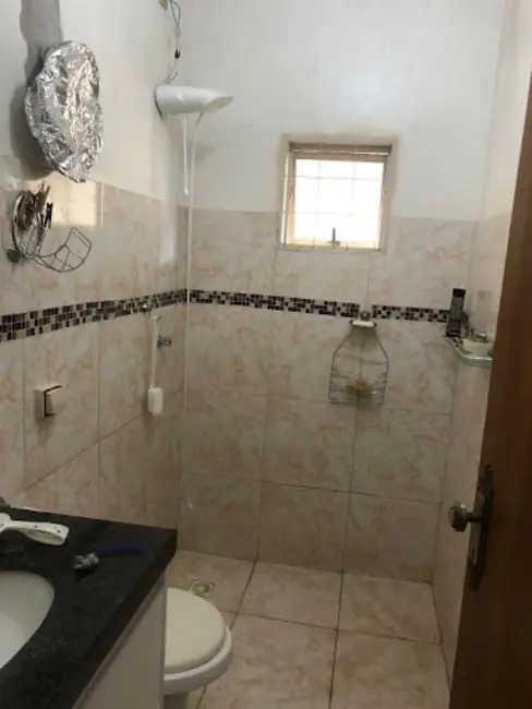 Casa com 2 quartos à venda, 150m2 em Jardim Diamante, Maringa - PR - imagem 3 Foto 3 de Casa com 2 quartos à venda, 150m2 em Jardim Diamante, Maringa - PR