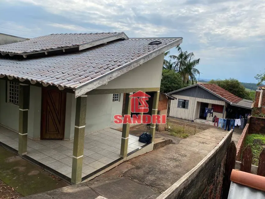 Foto 2 de Casa com 2 quartos à venda, 600m2 em Centro, Terra Boa - PR