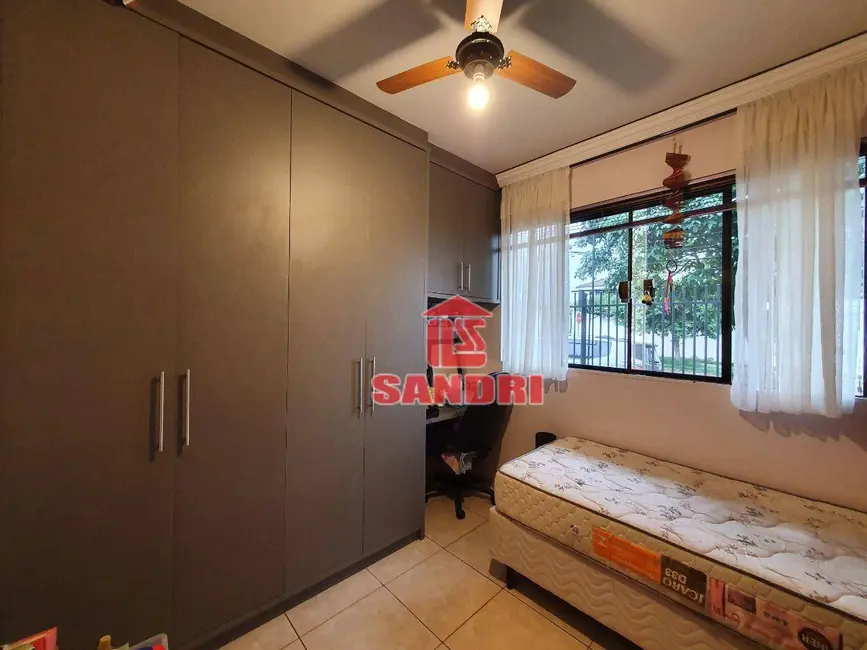 Foto 8 de Casa à venda, 216m2 em Jardim Paris III, Maringa - PR