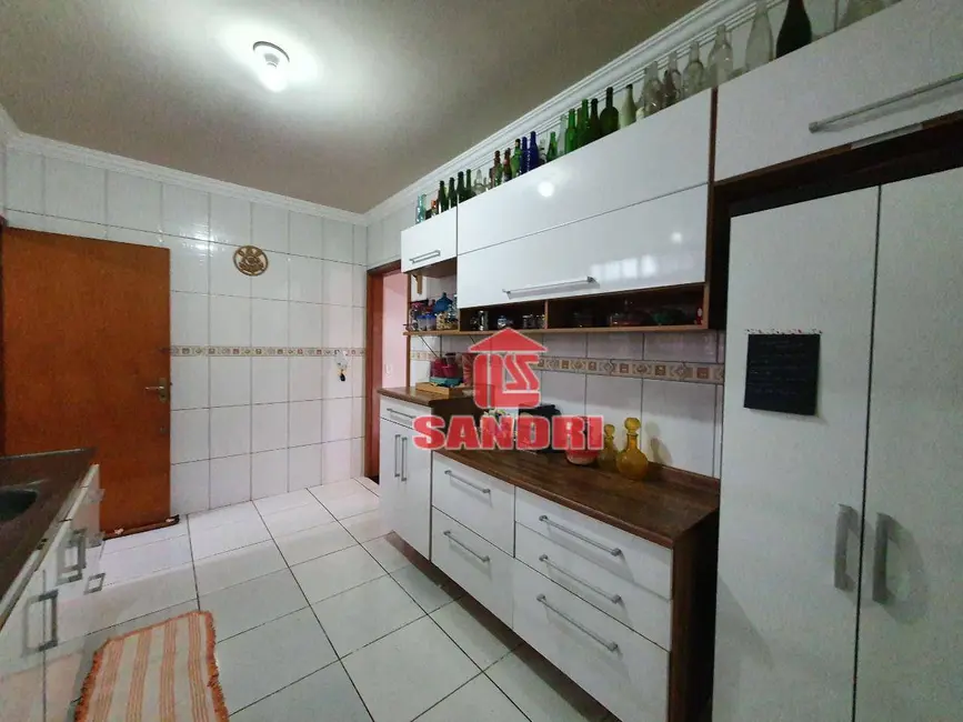 Foto 5 de Casa à venda, 216m2 em Jardim Paris III, Maringa - PR