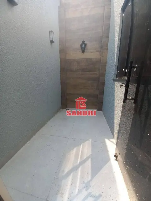 Casa com 3 quartos à venda, 153m2 em Jardim Colina Verde, Maringa - PR - imagem 4 Foto 4 de Casa com 3 quartos à venda, 153m2 em Jardim Colina Verde, Maringa - PR