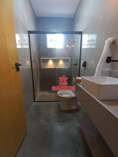 Casa com 3 quartos à venda, 153m2 em Jardim Colina Verde, Maringa - PR - imagem 6 Foto 6 de Casa com 3 quartos à venda, 153m2 em Jardim Colina Verde, Maringa - PR