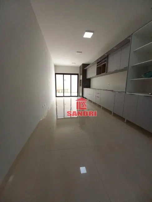 Casa com 3 quartos à venda, 229m2 em Jardim Espanha, Maringa - PR - imagem 5 Foto 5 de Casa com 3 quartos à venda, 229m2 em Jardim Espanha, Maringa - PR