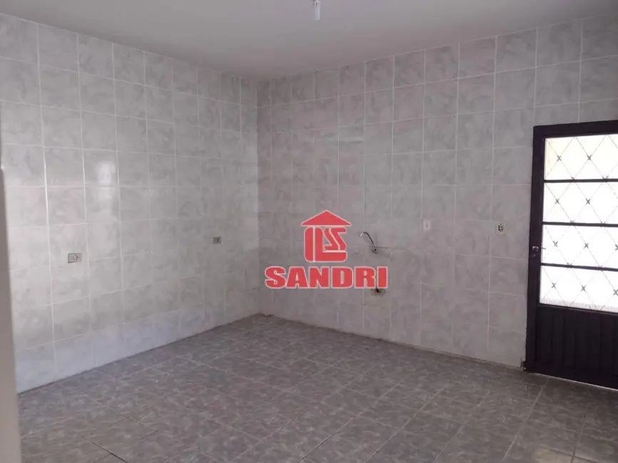 Foto 10 de Casa para alugar em Parque Residencial Cidade Nova, Maringa - PR