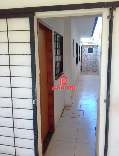 Casa com 2 quartos à venda, 126m2 em Jardim Ouro Verde III, Sarandi - PR - imagem 5 Foto 5 de Casa com 2 quartos à venda, 126m2 em Jardim Ouro Verde III, Sarandi - PR