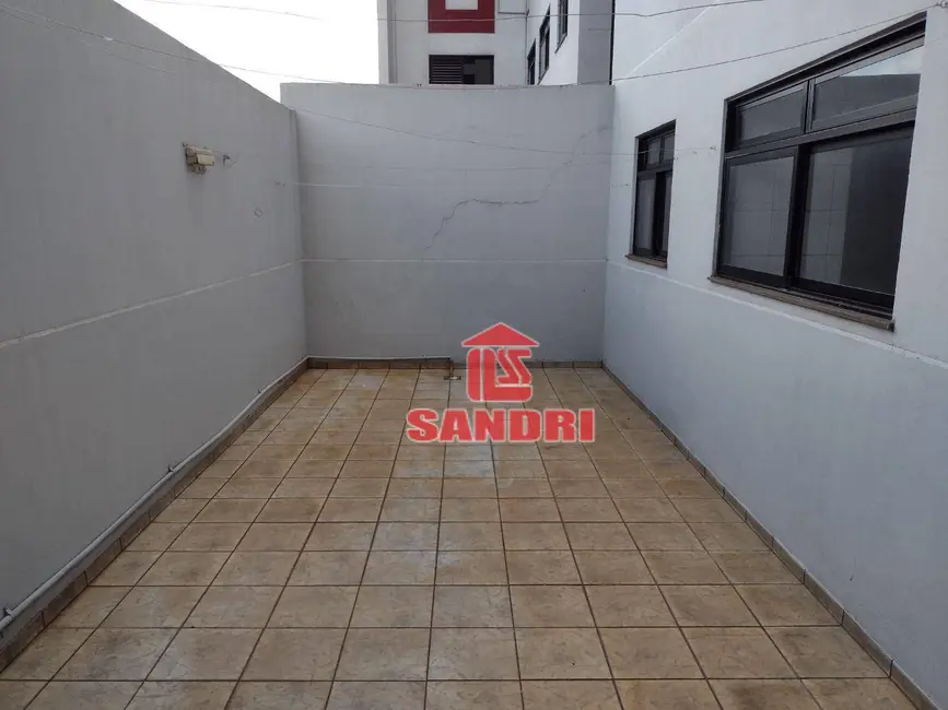 Apartamento para alugar, 129m2 em Zona 07, Maringa - PR - imagem 5 Foto 5 de Apartamento para alugar, 129m2 em Zona 07, Maringa - PR