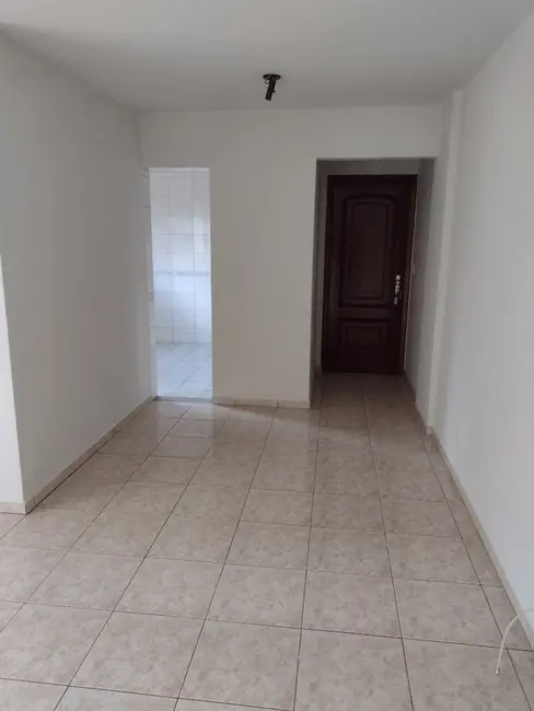 Apartamento para alugar, 129m2 em Zona 07, Maringa - PR - imagem 4 Foto 4 de Apartamento para alugar, 129m2 em Zona 07, Maringa - PR