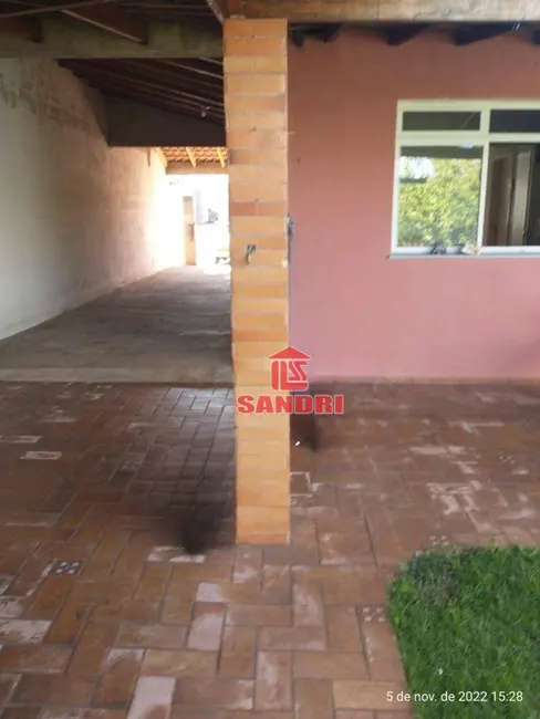 Casa com 3 quartos à venda, 236m2 em Jardim Paraíso, Maringa - PR - imagem 3 Foto 3 de Casa com 3 quartos à venda, 236m2 em Jardim Paraíso, Maringa - PR