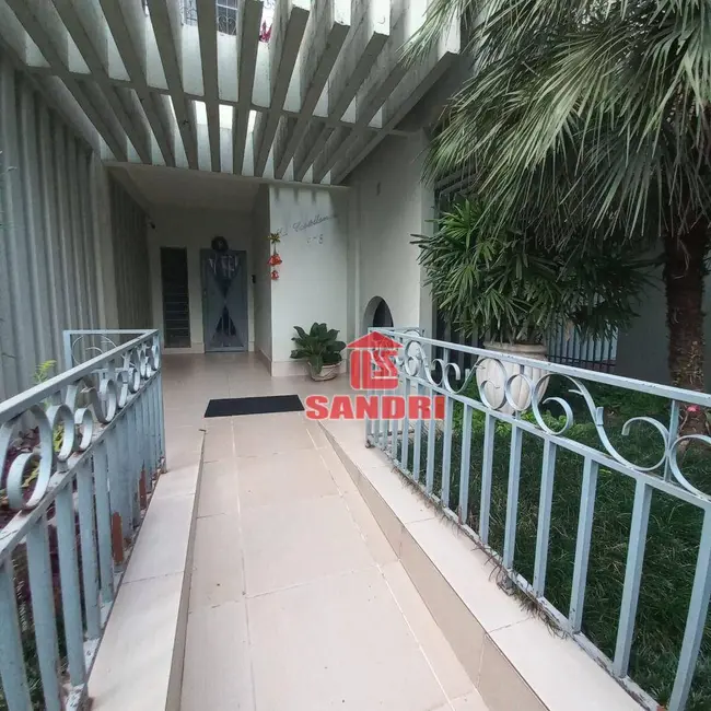 Foto 5 de Apartamento com 2 quartos à venda, 107m2 em Zona 03, Maringa - PR