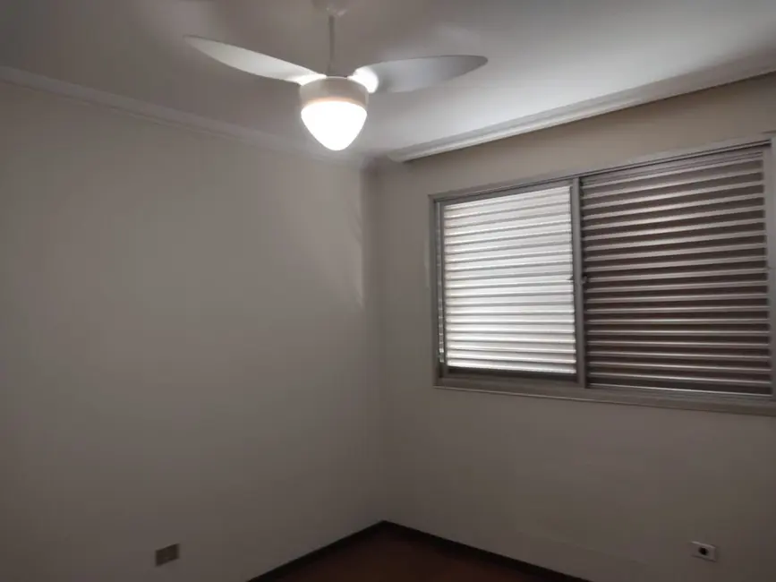 Apartamento para alugar, 230m2 em Zona 01, Maringa - PR - imagem 9 Foto 9 de Apartamento para alugar, 230m2 em Zona 01, Maringa - PR