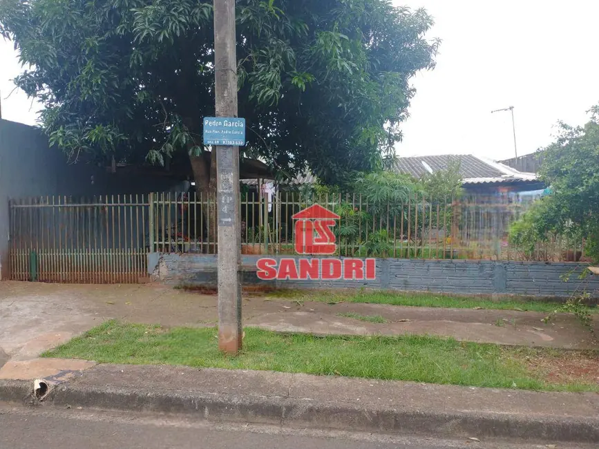 Casa com 3 quartos à venda, 176m2 em Jardim Rebouças, Maringa - PR - imagem 3 Foto 3 de Casa com 3 quartos à venda, 176m2 em Jardim Rebouças, Maringa - PR