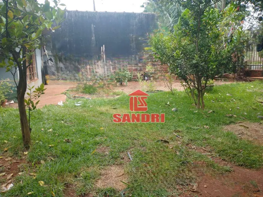 Casa com 3 quartos à venda, 176m2 em Jardim Rebouças, Maringa - PR - imagem 4 Foto 4 de Casa com 3 quartos à venda, 176m2 em Jardim Rebouças, Maringa - PR