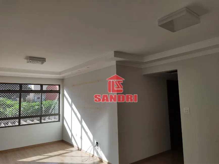Apartamento com 3 quartos para alugar, 113m2 em Vila Marumby, Maringa - PR - imagem 7 Foto 7 de Apartamento com 3 quartos para alugar, 113m2 em Vila Marumby, Maringa - PR