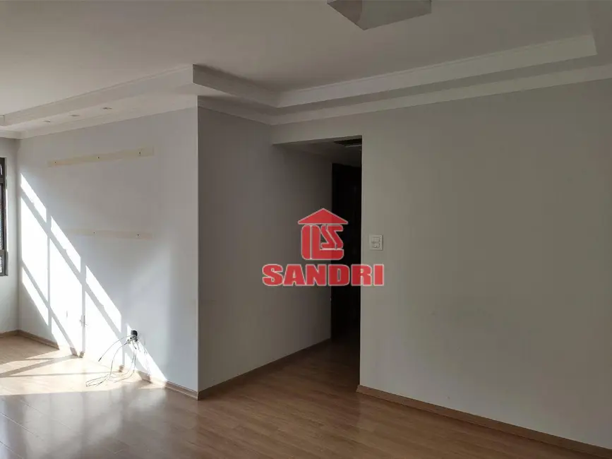 Apartamento com 3 quartos para alugar, 113m2 em Vila Marumby, Maringa - PR - imagem 4 Foto 4 de Apartamento com 3 quartos para alugar, 113m2 em Vila Marumby, Maringa - PR