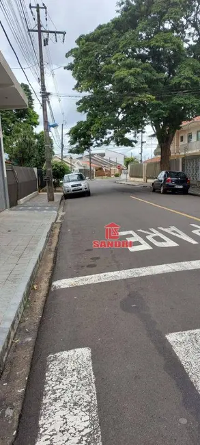 Sobrado com 3 quartos à venda, 162m2 em Jardim da Glória, Maringa - PR - imagem 3 Foto 3 de Sobrado com 3 quartos à venda, 162m2 em Jardim da Glória, Maringa - PR