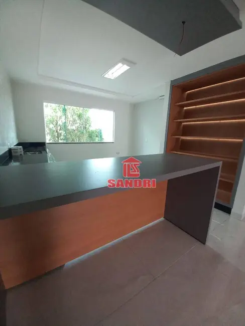 Sobrado com 3 quartos à venda, 180m2 em Parque Avenida, Maringa - PR - imagem 5 Foto 5 de Sobrado com 3 quartos à venda, 180m2 em Parque Avenida, Maringa - PR