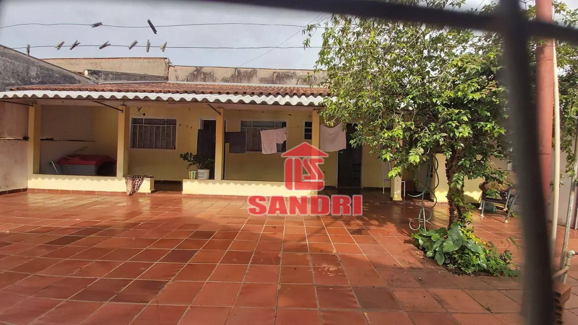 Casa com 3 quartos à venda, 383m2 em Parque das Laranjeiras, Maringa - PR - imagem 5 Foto 5 de Casa com 3 quartos à venda, 383m2 em Parque das Laranjeiras, Maringa - PR