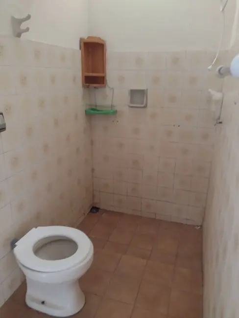 Casa com 3 quartos para alugar em Jardim das Nações, Maringa - PR - imagem 6 Foto 6 de Casa com 3 quartos para alugar em Jardim das Nações, Maringa - PR