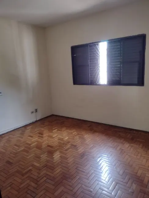 Casa com 3 quartos para alugar em Jardim das Nações, Maringa - PR - imagem 4 Foto 4 de Casa com 3 quartos para alugar em Jardim das Nações, Maringa - PR