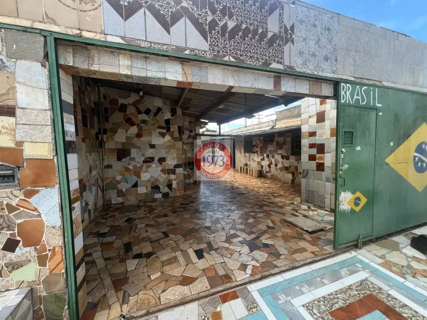 Foto 1 de Terreno / Lote à venda, 340m2 em Taguatinga - DF