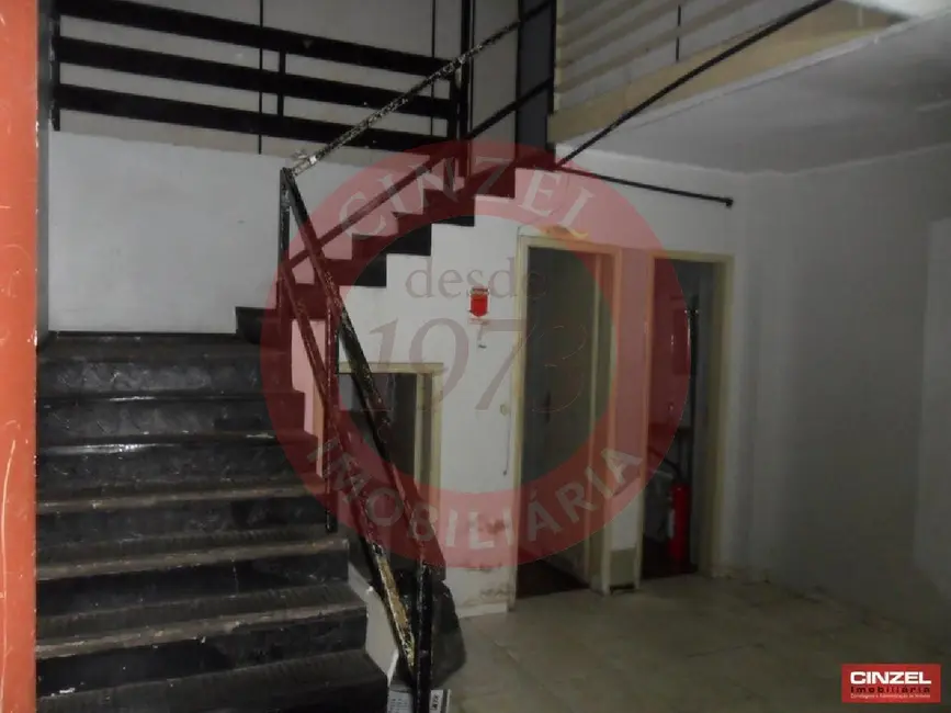 Loja com 1 quarto para alugar, 130m2 em Taguatinga - DF - imagem 3 Foto 3 de Loja com 1 quarto para alugar, 130m2 em Taguatinga - DF