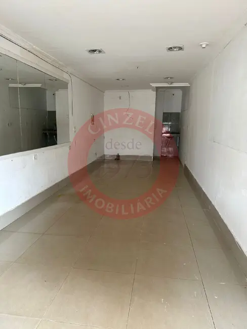 Loja para alugar, 30m2 em Taguatinga - DF - imagem 2 Foto 2 de Loja para alugar, 30m2 em Taguatinga - DF