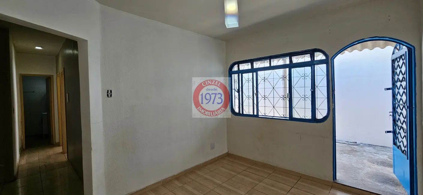 Foto 1 de Apartamento com 2 quartos para alugar, 70m2 em Taguatinga - DF