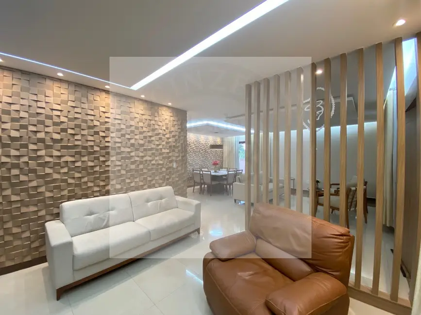 Casa com 4 quartos à venda, 800m2 em Setor Habitacional Vicente Pires, Brasilia - DF - imagem 3 Foto 3 de Casa com 4 quartos à venda, 800m2 em Setor Habitacional Vicente Pires, Brasilia - DF