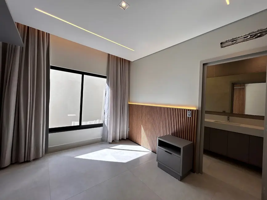 Foto 25 de Casa com 4 quartos à venda, 790m2 em Setor Habitacional Arniqueira (Águas Claras), Brasilia - DF